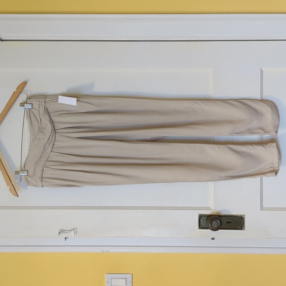 Zara Pants - *3/$25 Zara Basic lightweight khaki colored trouser pants